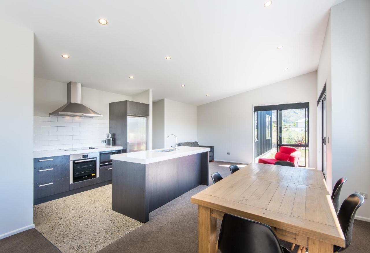 Simply Stunning Villa Wanaka Exterior photo